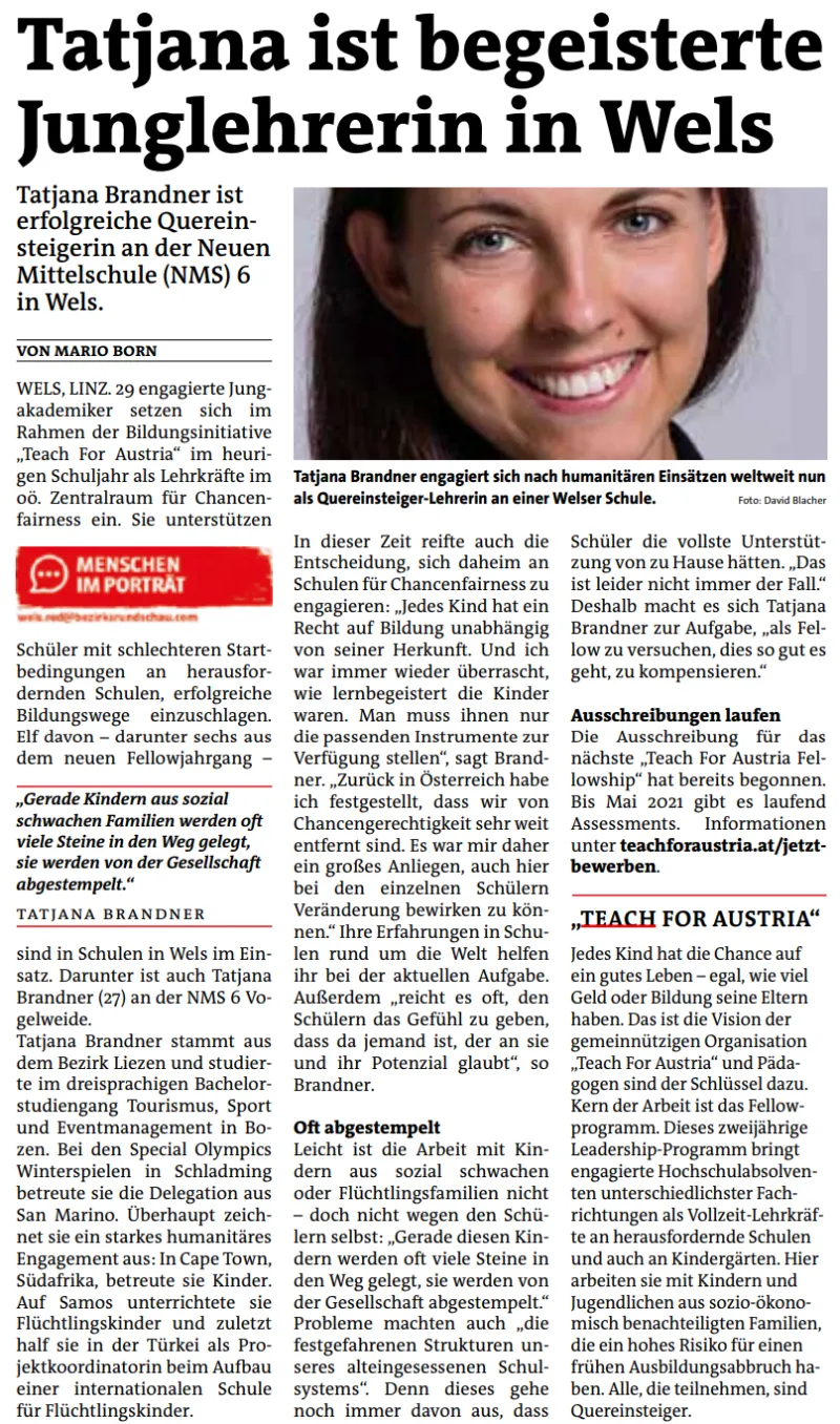 Porträt einer lächelnden Frau; Teil eines Zeitungsartikels über eine Junglehrerin in Wels.